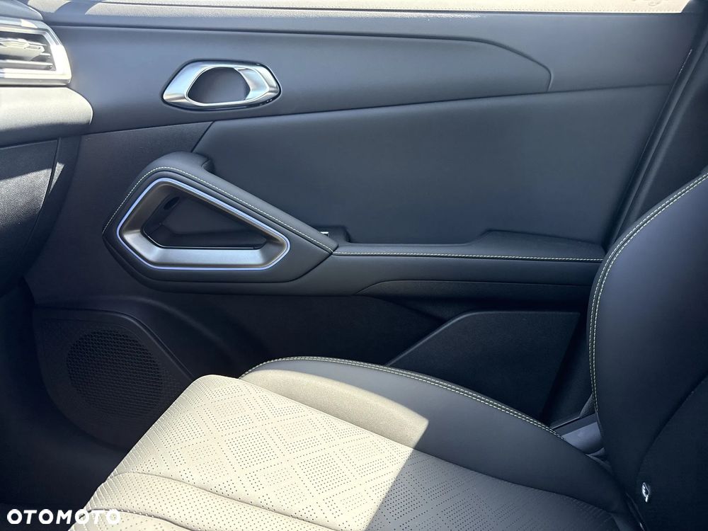 BYD Atto 2 DM-i Boost - 11