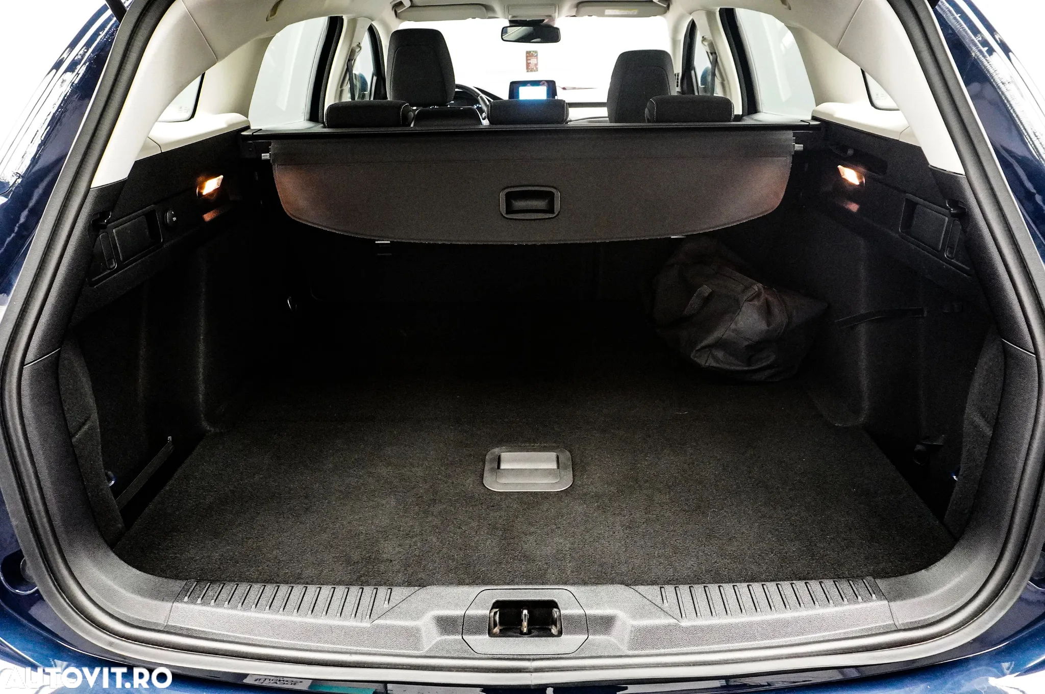 Ford Focus 1.0 EcoBoost Titanium Business - 31