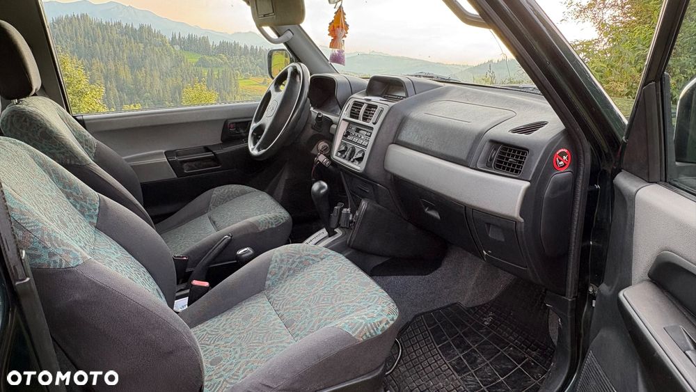 Mitsubishi Pajero Pinin - 8