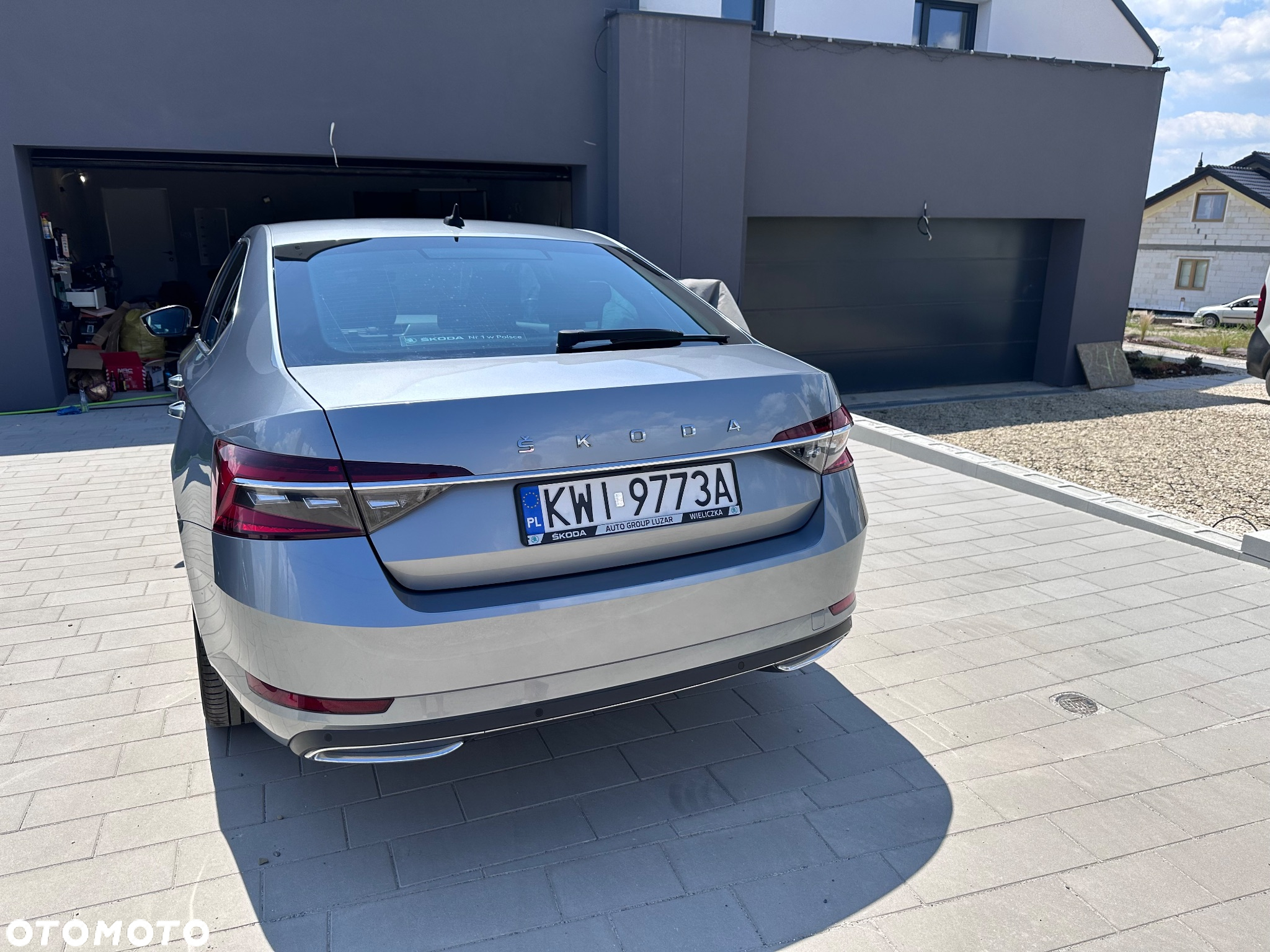 Skoda Superb 2.0 TDI L&K DSG - 4