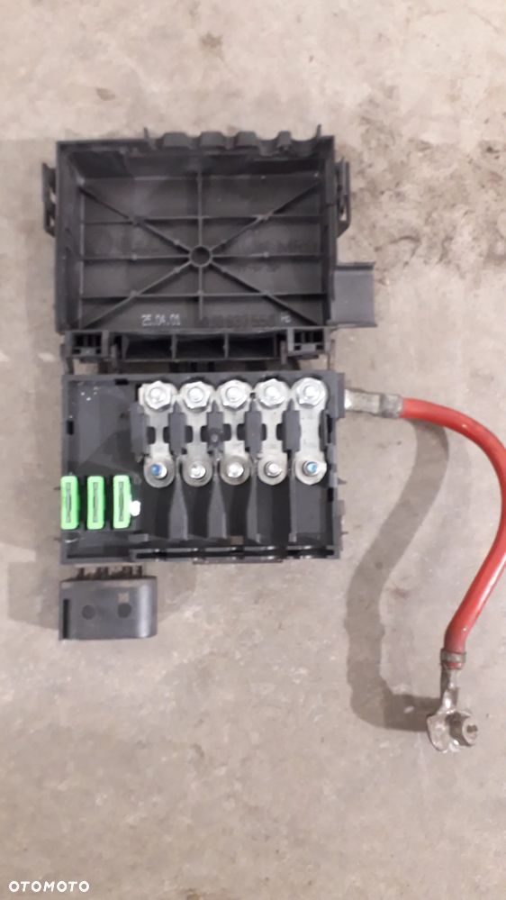 skrzynka panel bezpieczników A3 8L 1.6 lift - 1