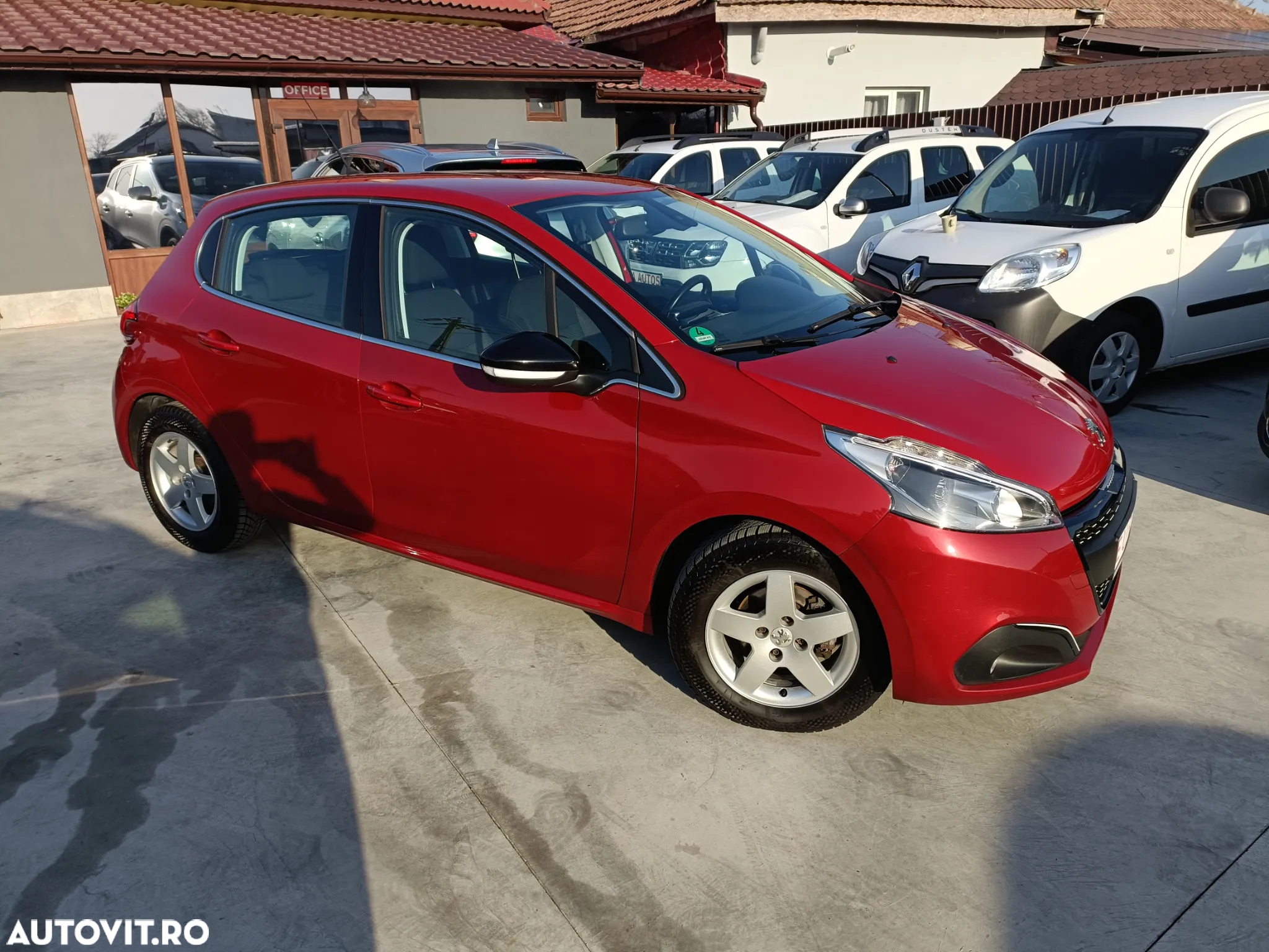 Peugeot 208 PureTech 110 Stop & Start Allure - 3