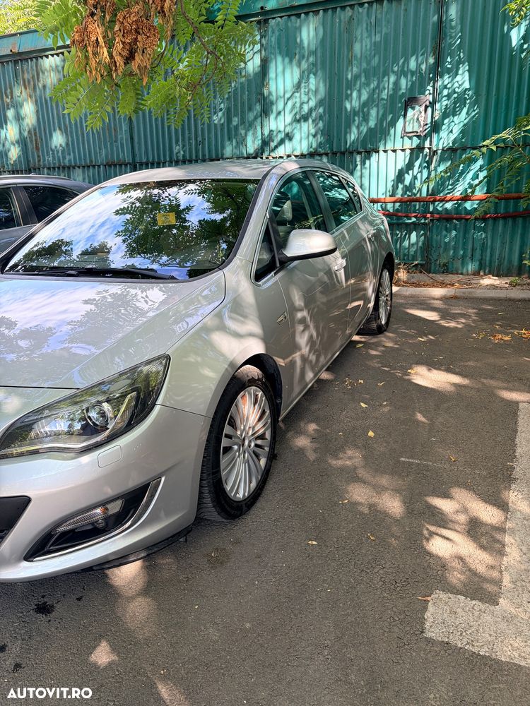 Opel Astra 1.4 Turbo ECOTEC Aut. Cosmo - 2