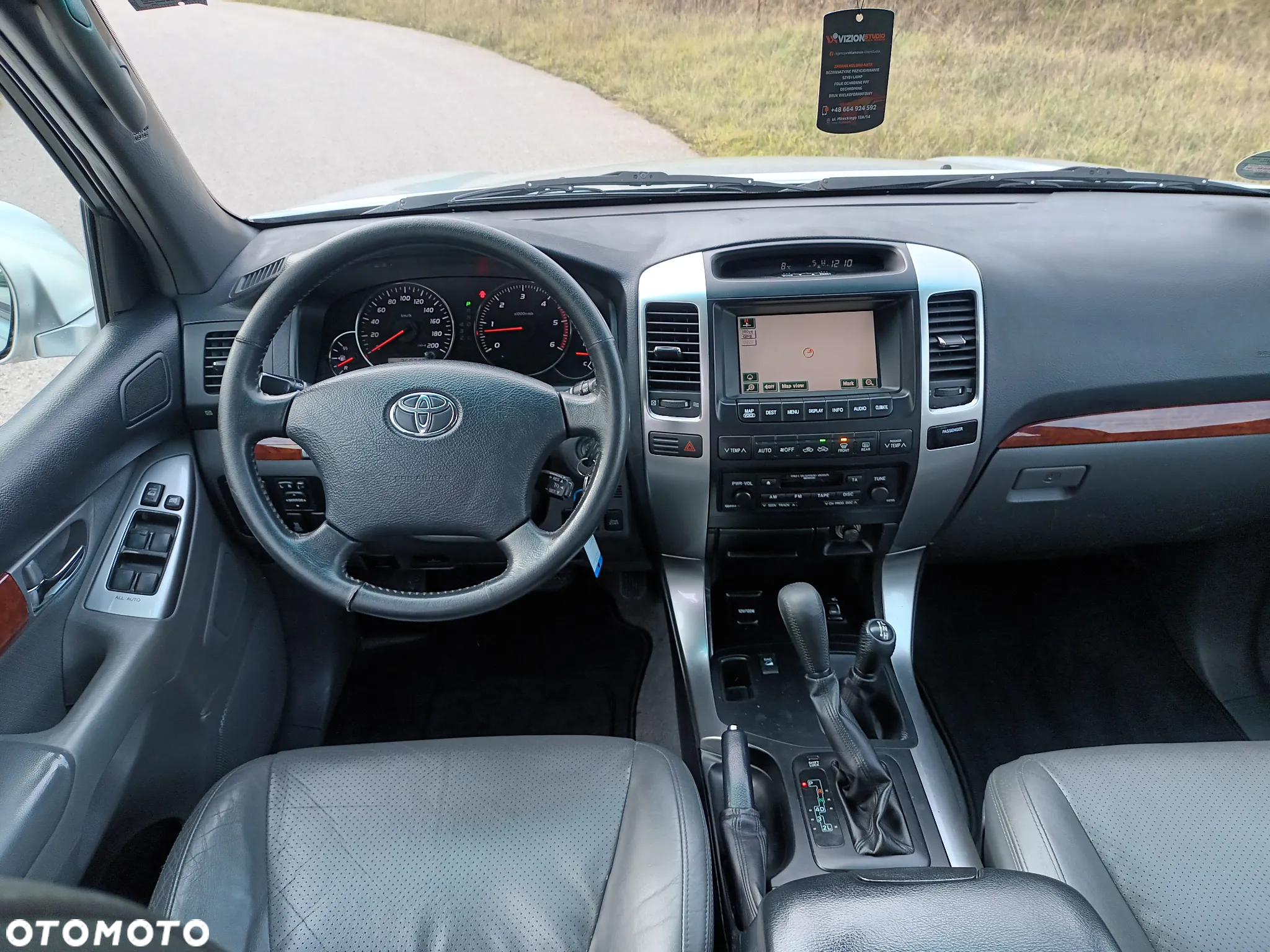 Toyota Land Cruiser - 23