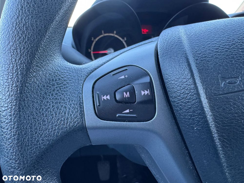 Ford Fiesta 1.25 Celebration - 20