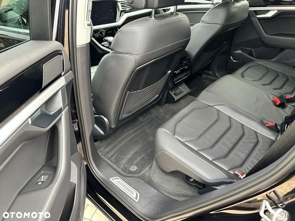 Volkswagen Touareg - 16