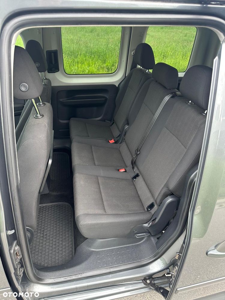 Volkswagen Caddy 2.0 TDI Highline 4Motion DSG - 18