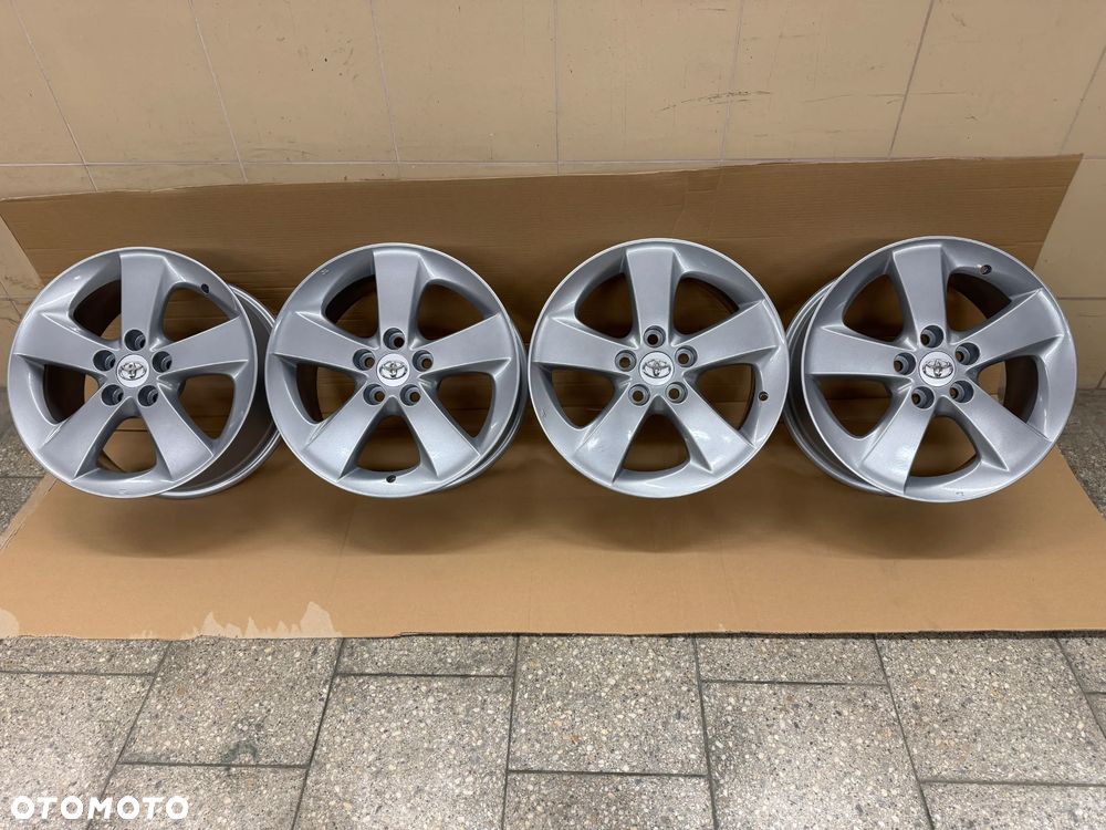 Toyota 17 x 7J ET50 - 1