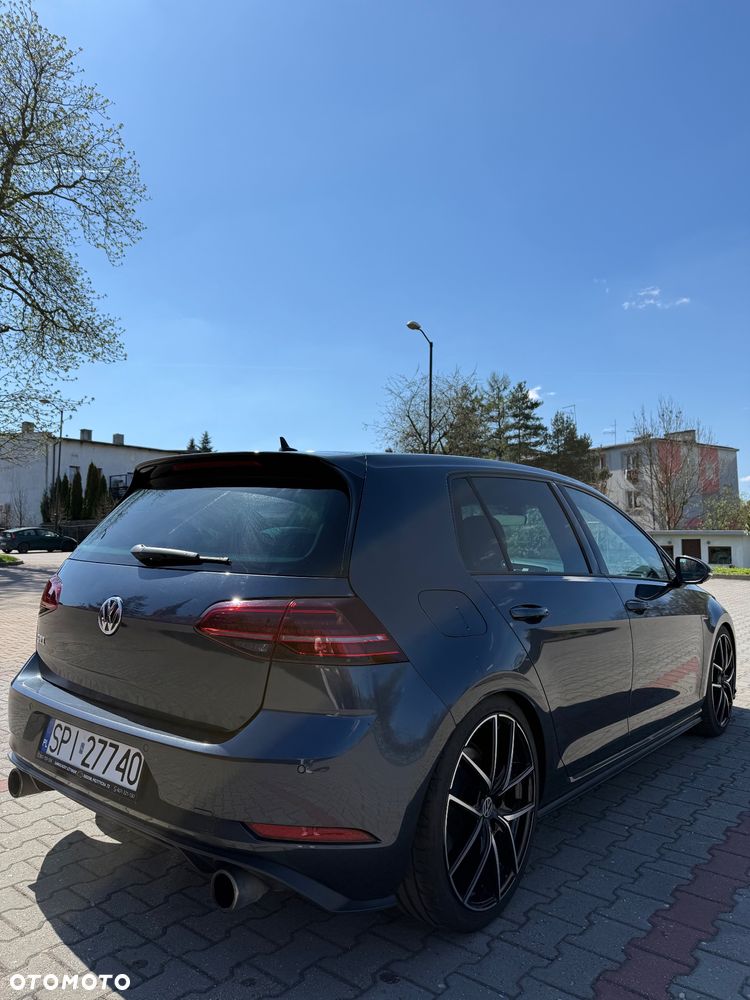 Volkswagen Golf GTI (BlueMotion Technology) DSG - 4