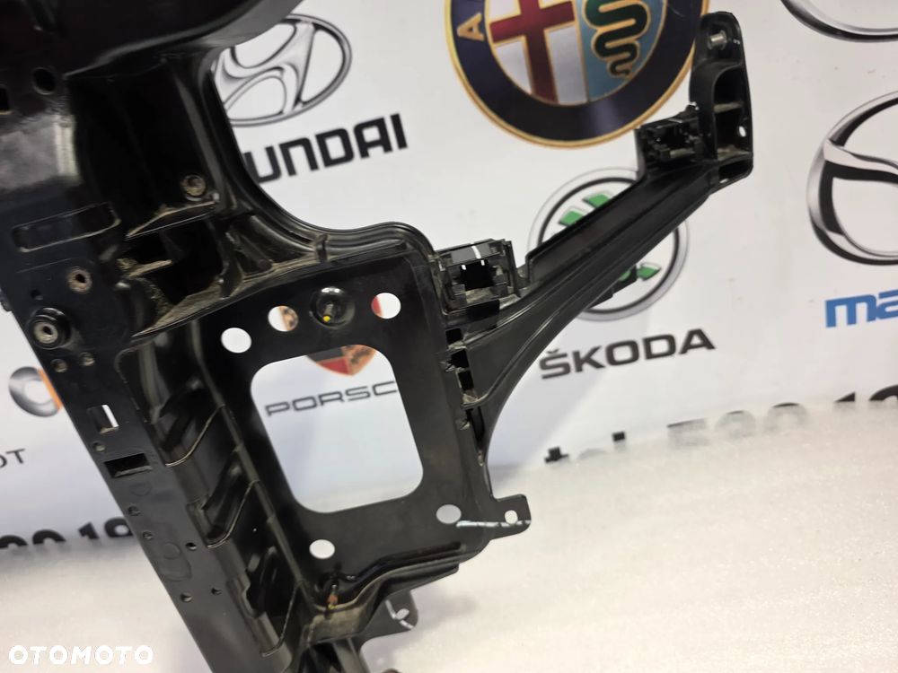 HYUNDAI i30 III 3 16- WZMOCNIENIE CZOŁOWE / PAS PRZEDNI NR 64101-G4000 NR AUKCJI WZM568 - 13