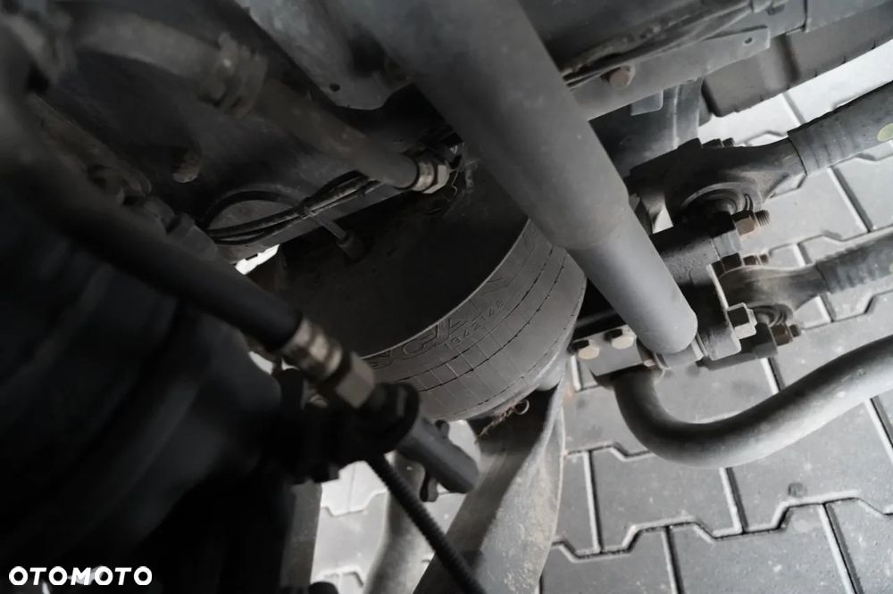 Scania R 520 / V8 / HYDRAULIKA / RETARDER / / CAŁA NA PODUSZKACH / NAVI - 18