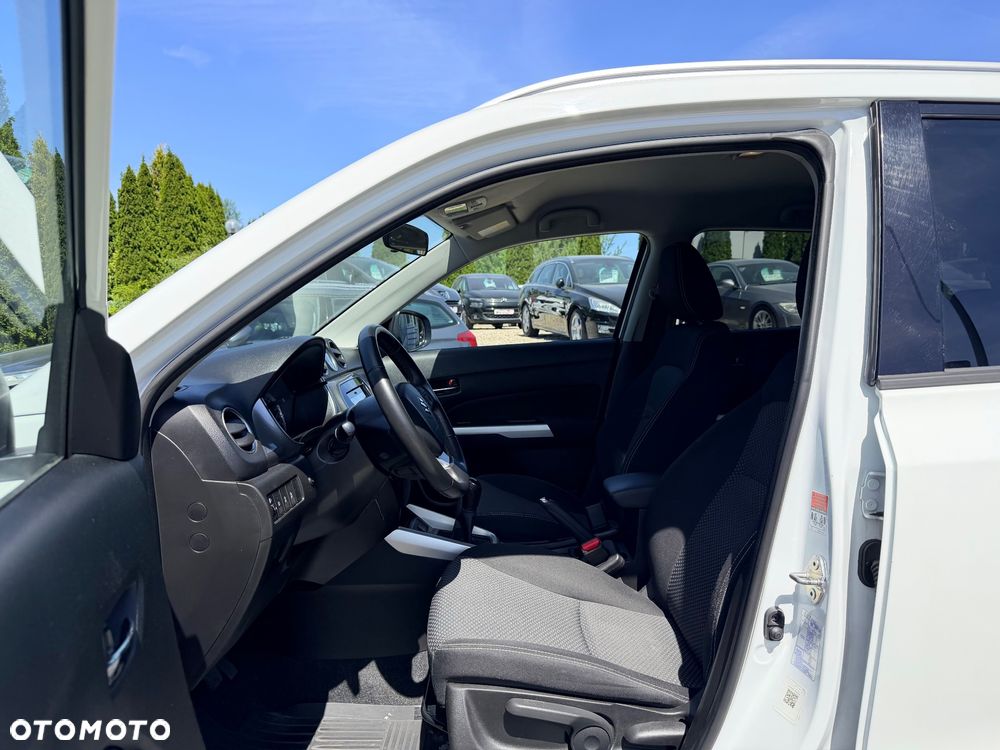 Suzuki Vitara 1.6 XLED 2WD - 9