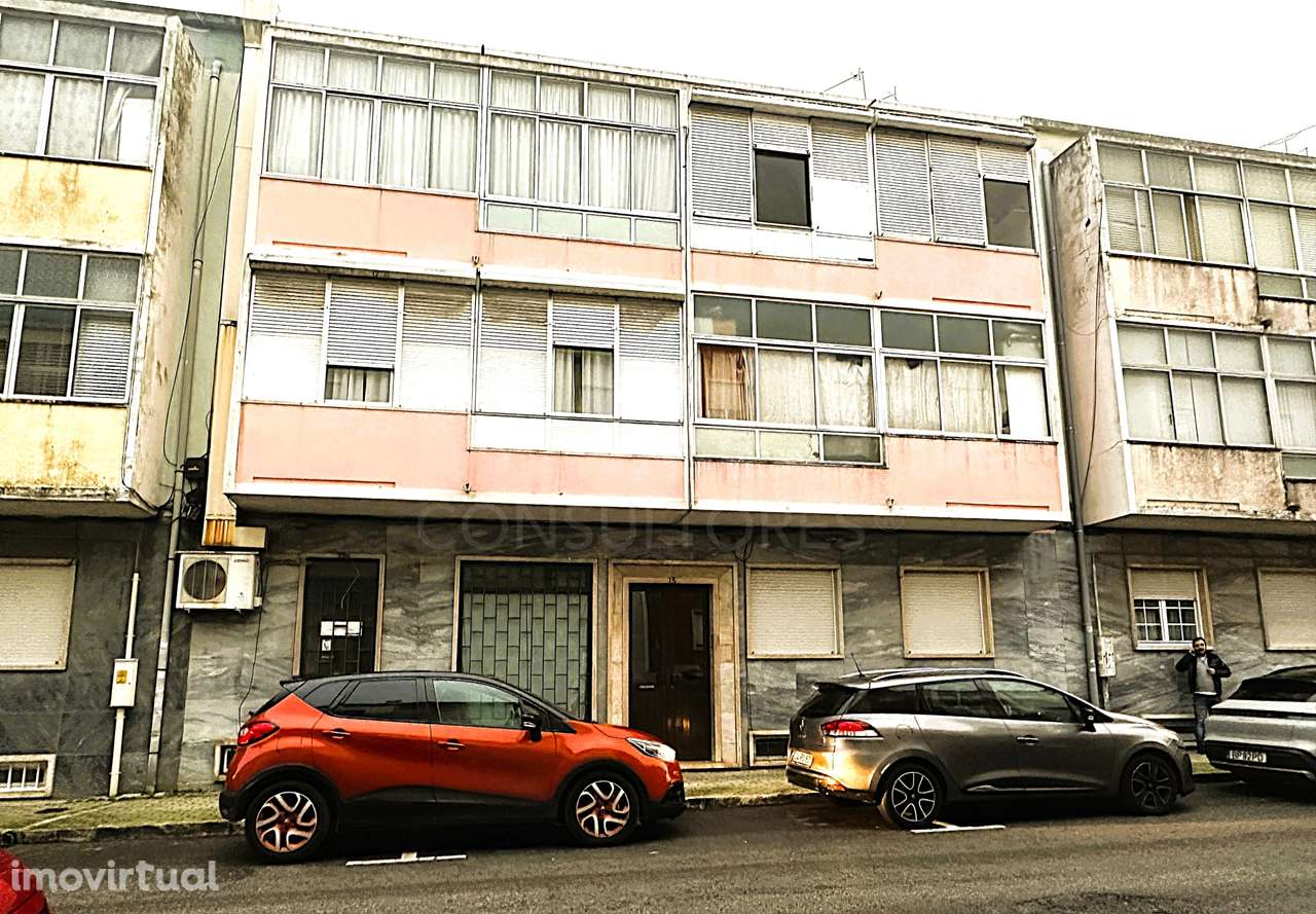 Loja equipada na Damaia de Cima | Amadora - Grande imagem: 5/6