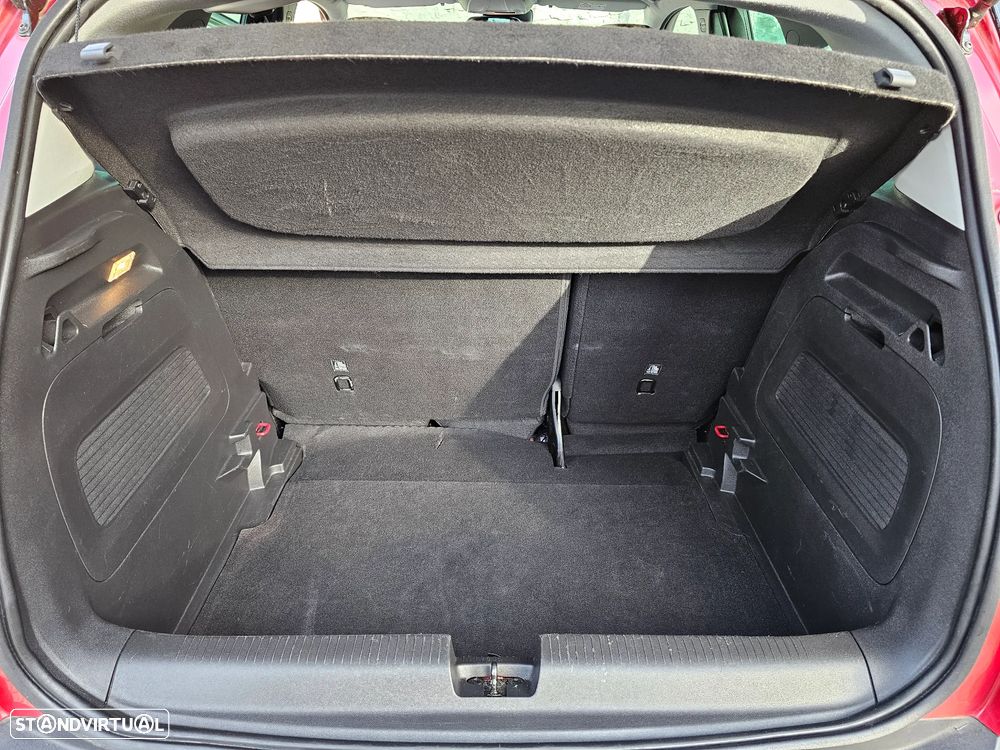 Opel Crossland X 1.2 T Innovation - 18