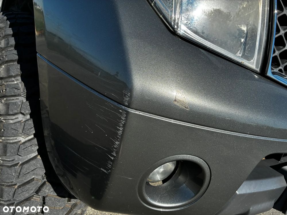 Nissan Pathfinder 2.5 dCi SE - 9