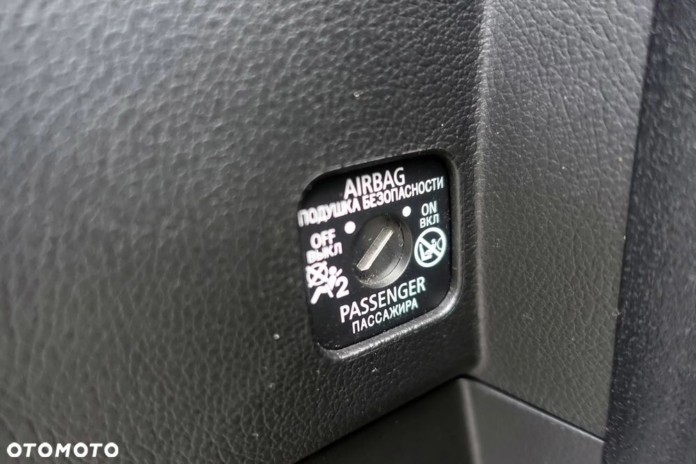 Mitsubishi Outlander 2.2 DI-D 4WD Intense - 27