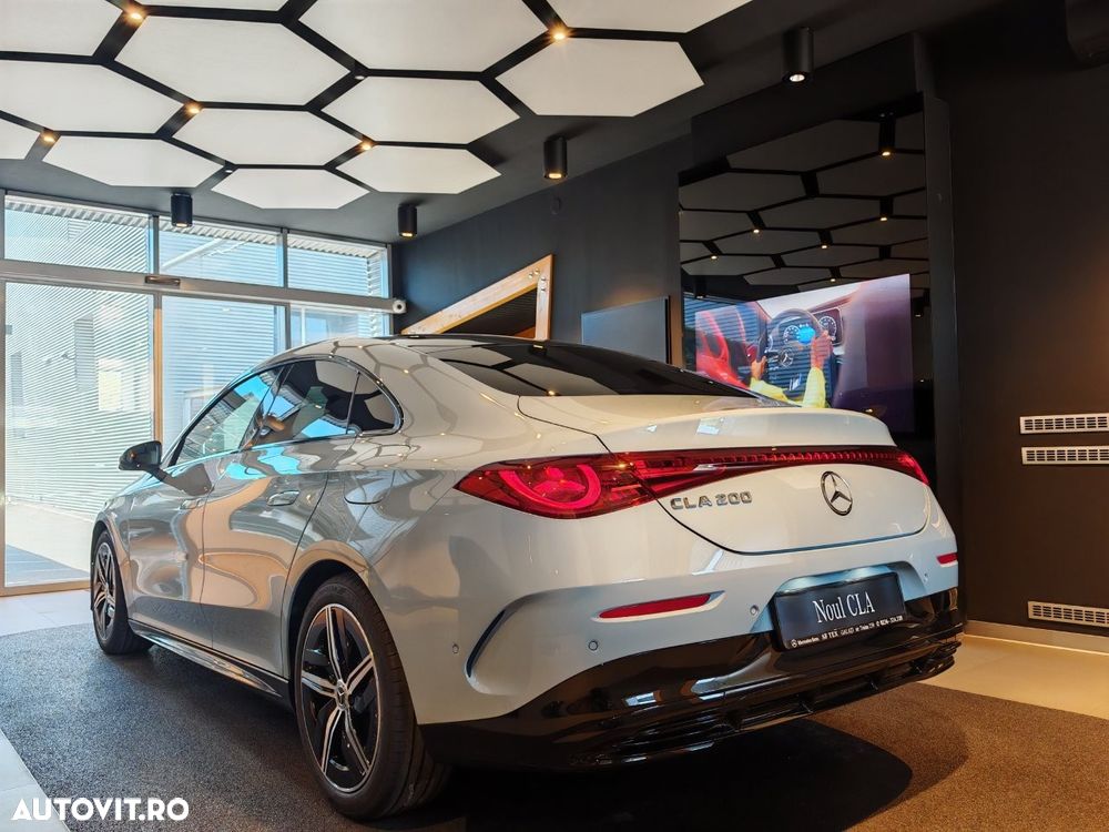 Mercedes-Benz CLA 200 - 12