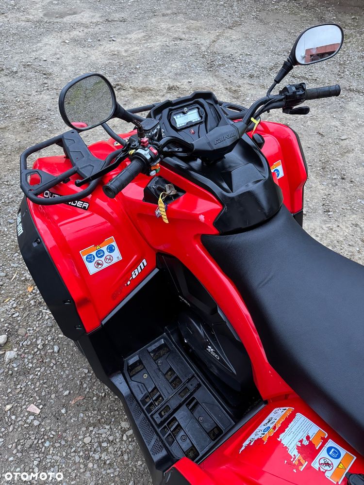 Can-Am Outlander - 10