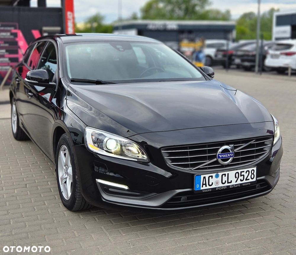 Volvo V60 D3 Base - 3