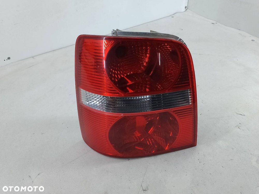 LAMPA TYLNA LEWA VW TOURAN I 1T0945095F 1T0945111B - 3