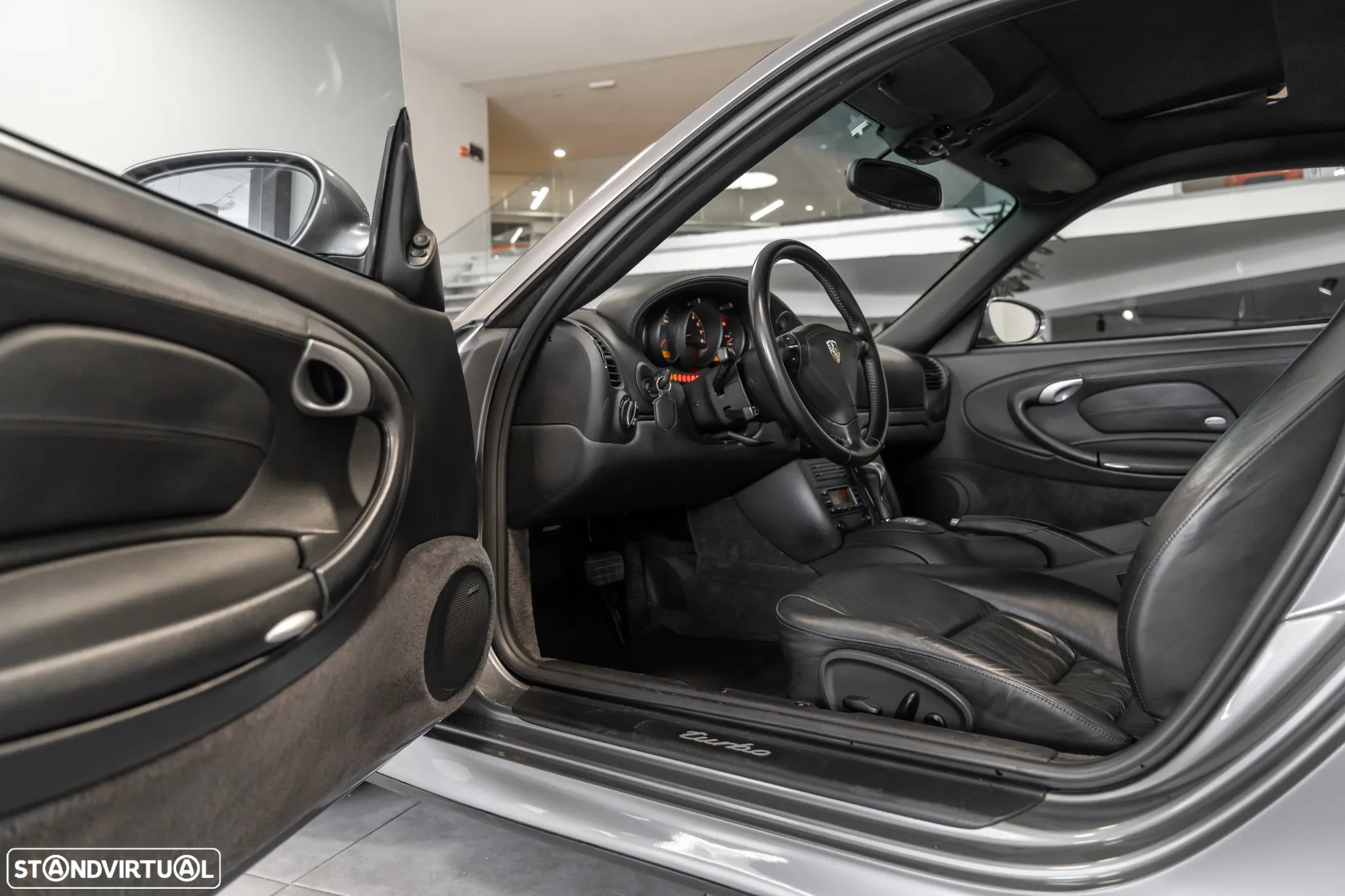 Porsche 911 (996) Turbo - 11