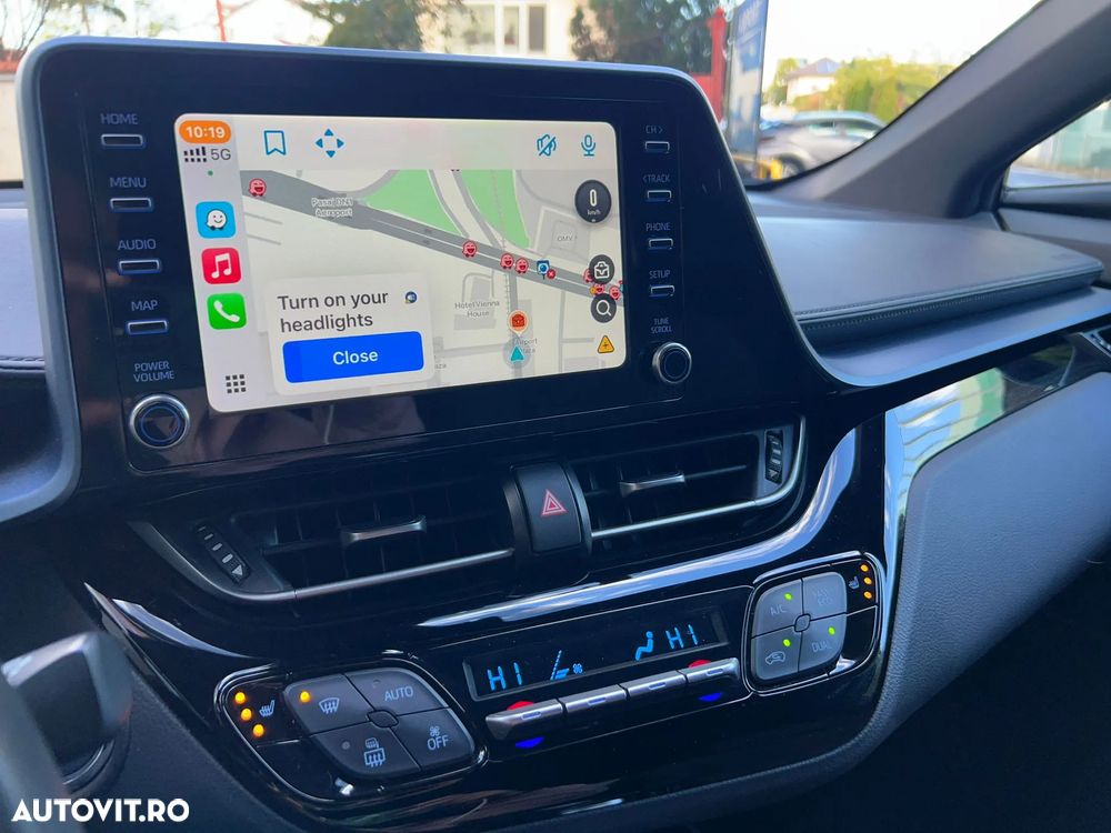 Toyota C-HR 2.0 Hybrid Business-Edition - 25