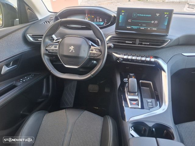 Peugeot 3008 225 e-EAT8 Allure Pack - 9