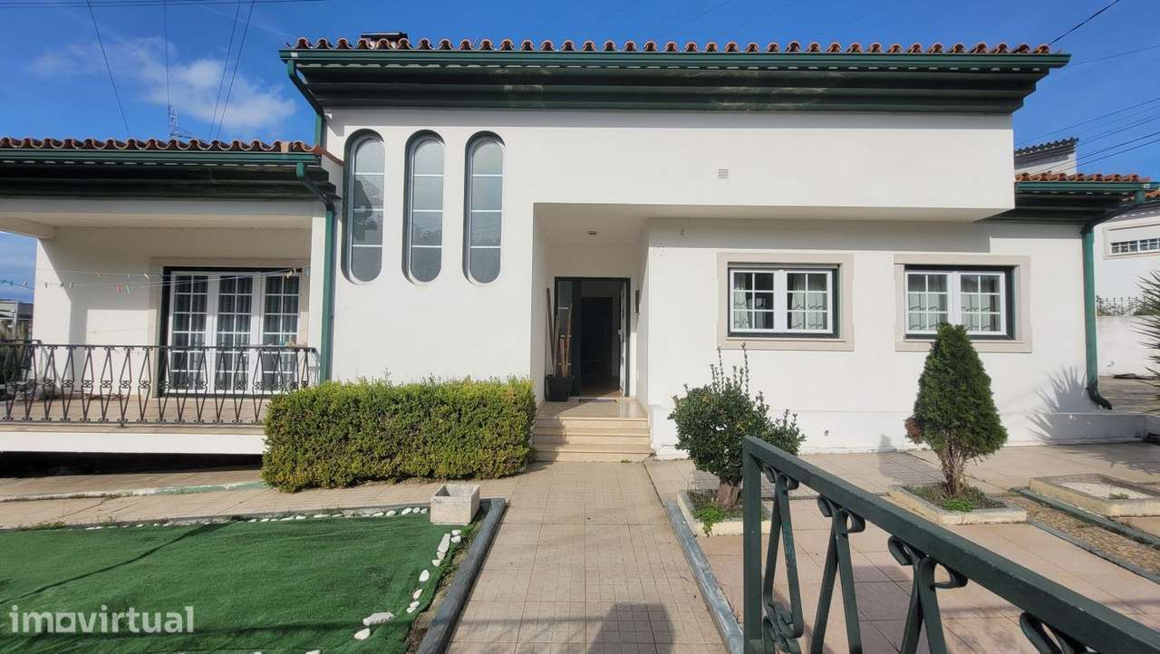 Moradia T4 com piscina na Figueira da Foz - Grande imagem: 2/33