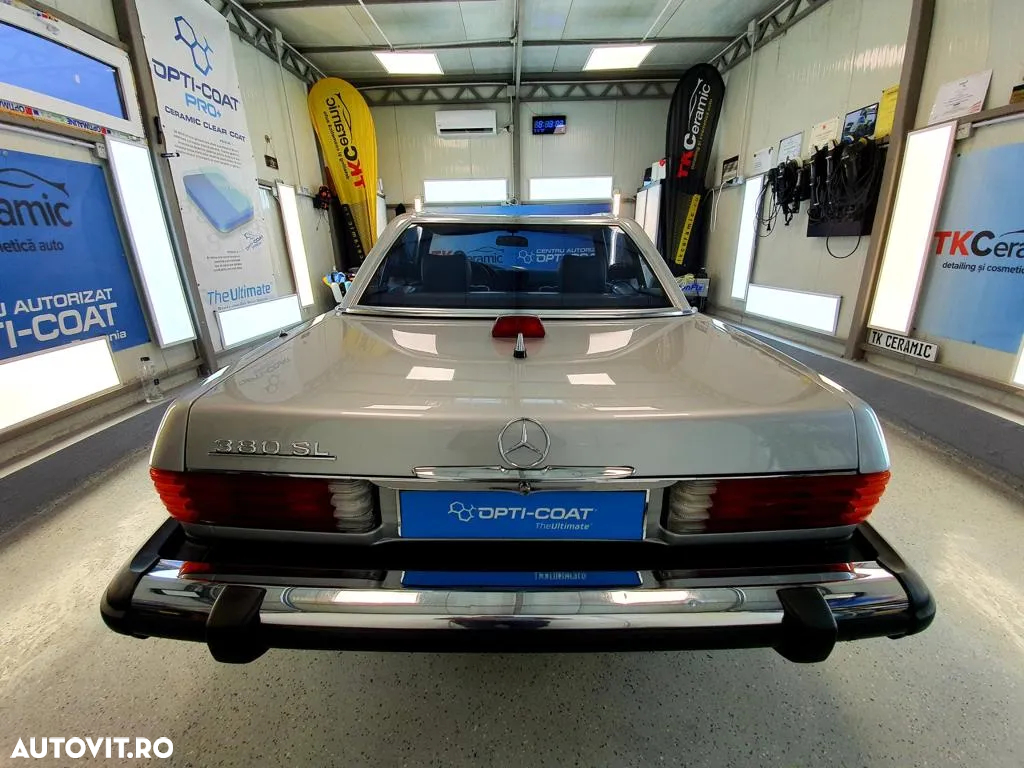 Mercedes-Benz SL - 11