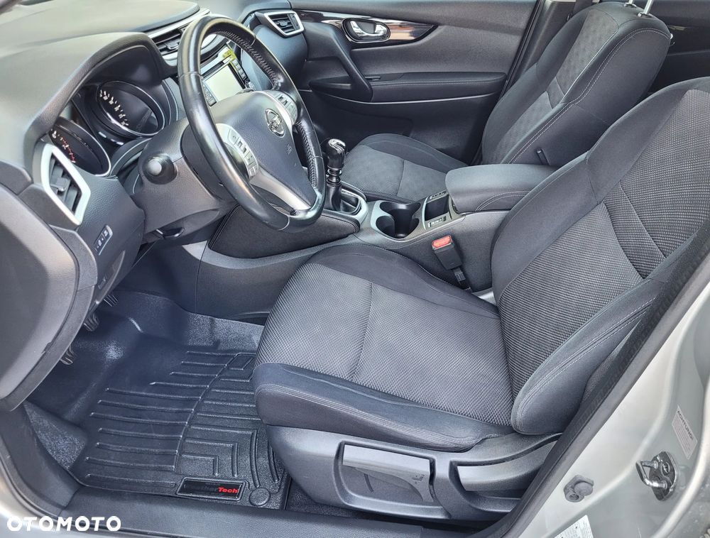 Nissan Qashqai 1.2 DIG-T Acenta EU6 - 16