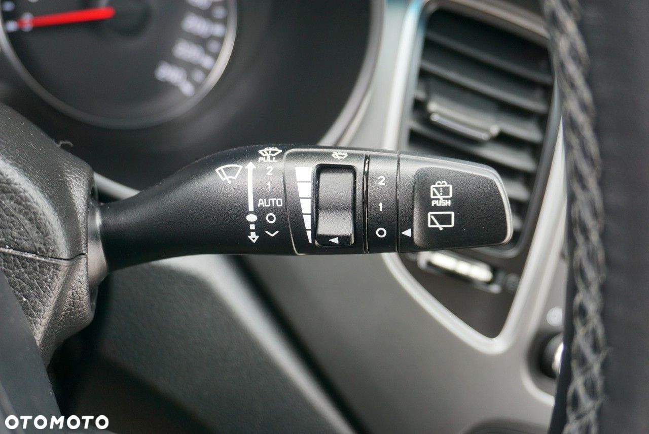 Kia Carens 1.6 GDI L 7os - 22