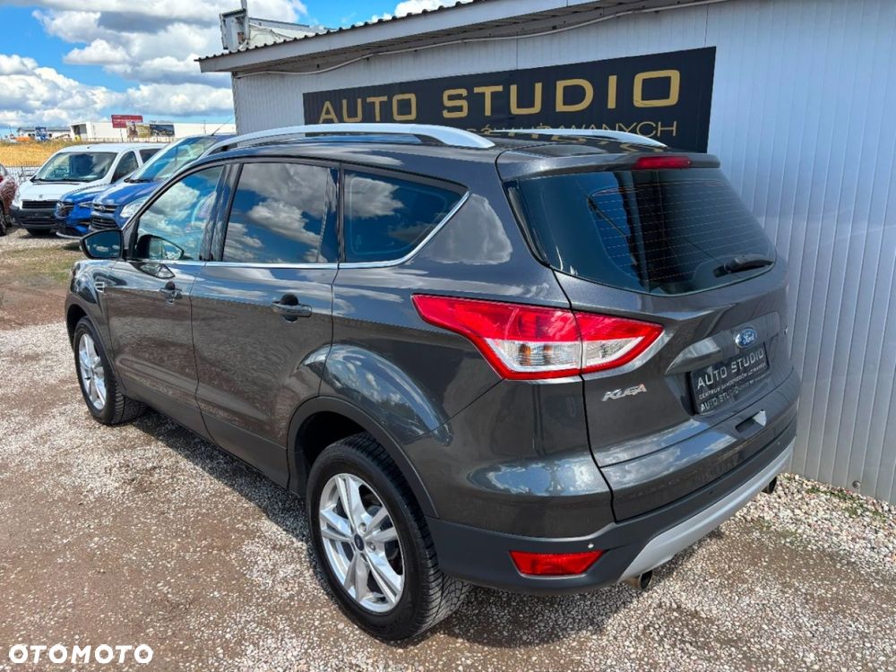 Ford Kuga 1.5 EcoBoost 2x4 Titanium - 38