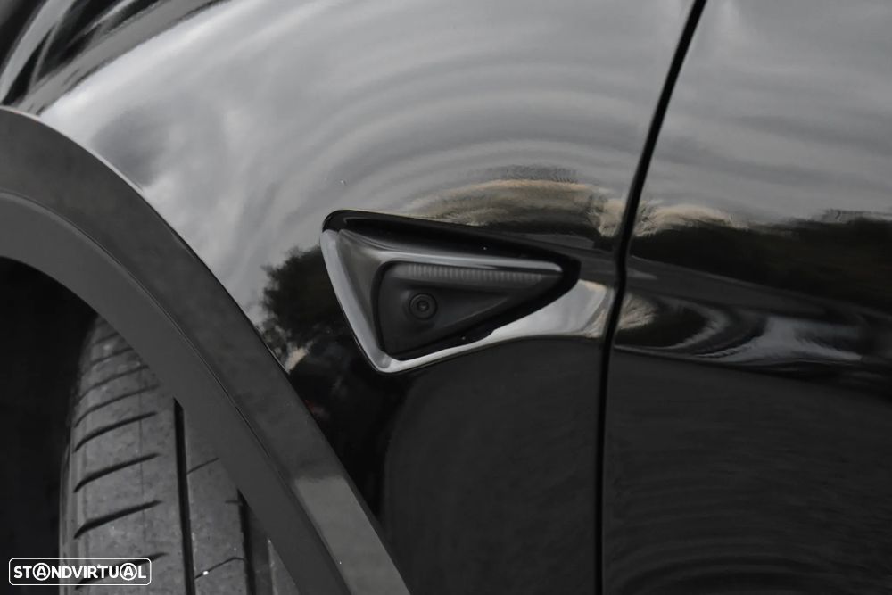 Tesla Model Y Performance Tração Integral - 20