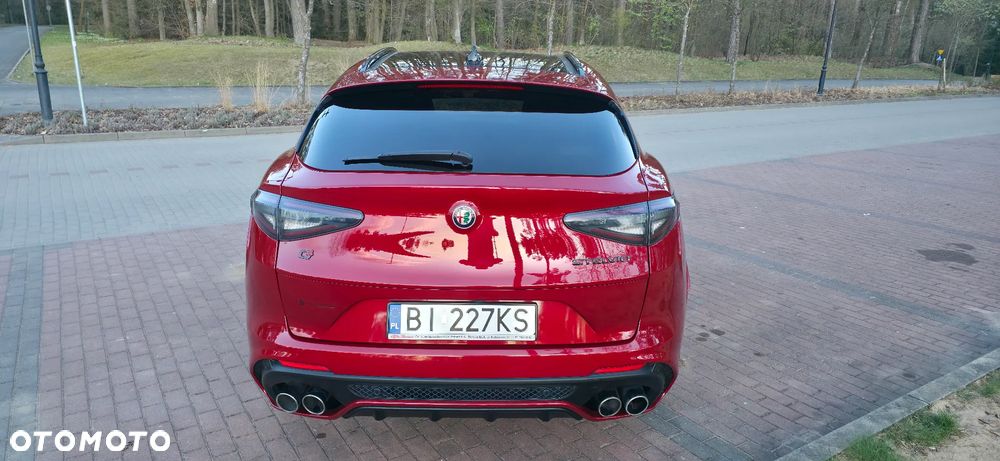 Alfa Romeo Stelvio 2.9 V6 Bi-Turbo Quadrifoglio Q4 - 8