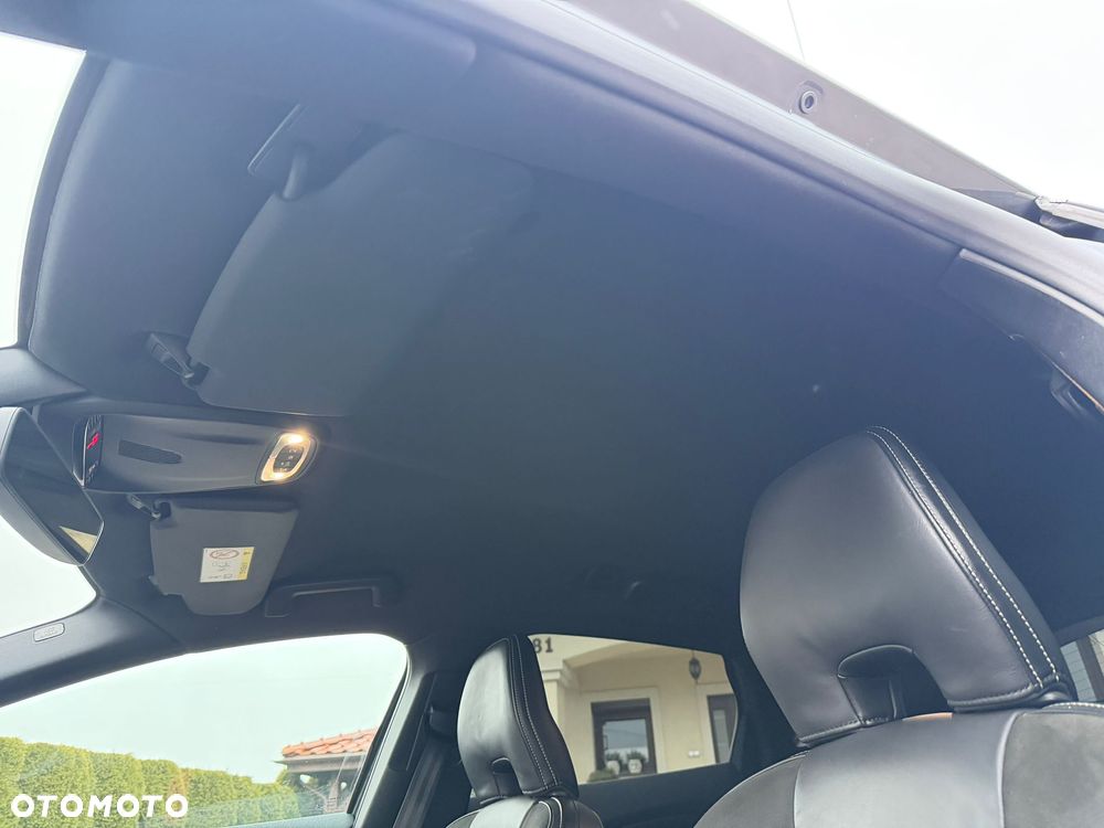 Volvo V40 D3 Momentum - 15