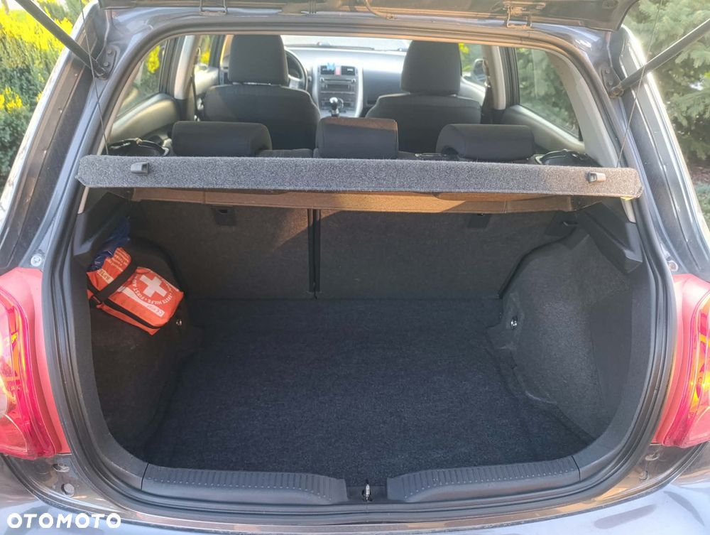 Toyota Auris 1.6 VVT-i Prestige - 14