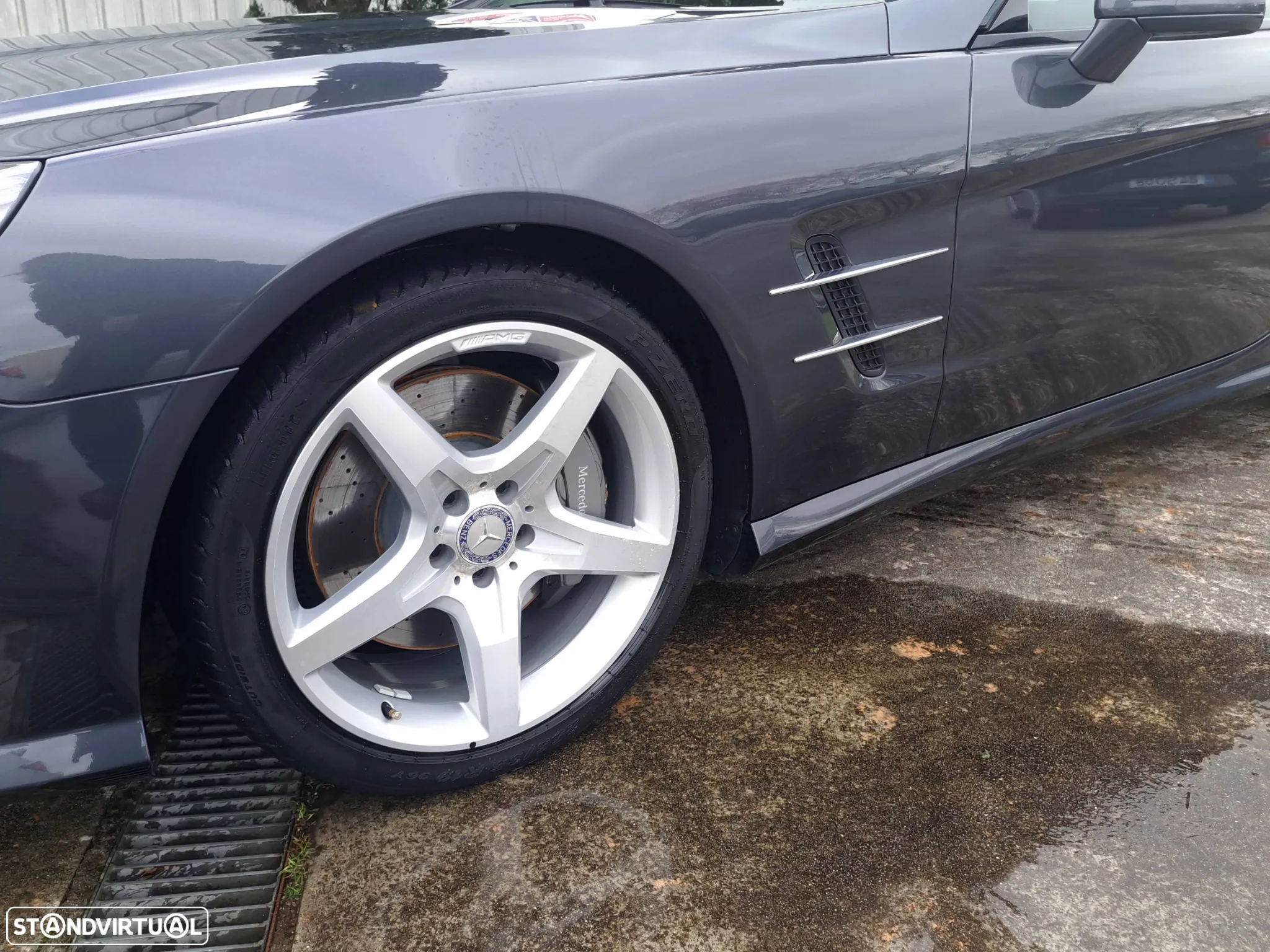 Mercedes-Benz SL 350 Standard - 32