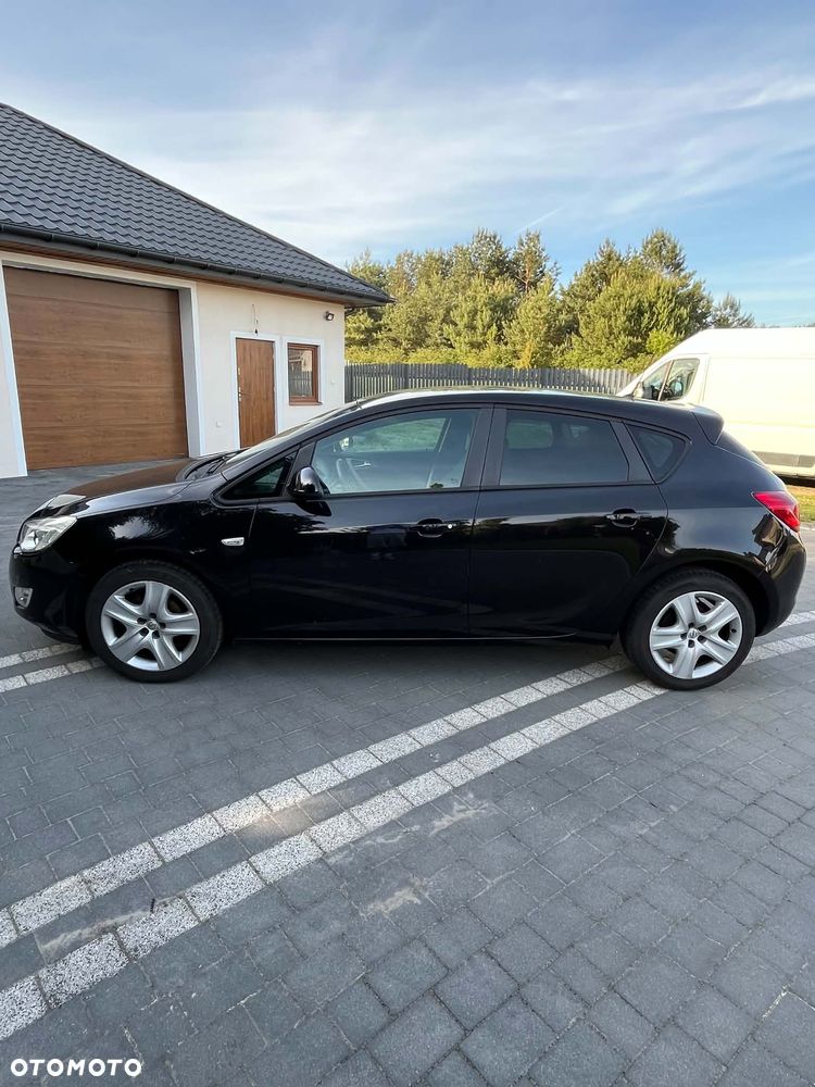 Opel Astra 1.4 T Enjoy - 2
