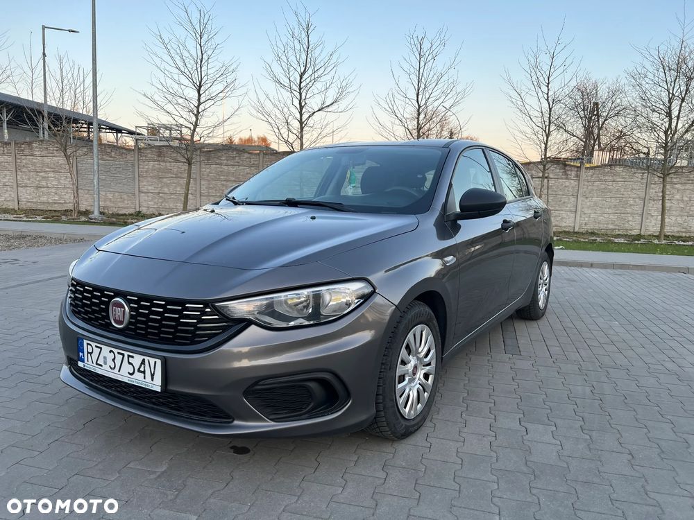Fiat Tipo 1.4 T-Jet 16v Easy - 11