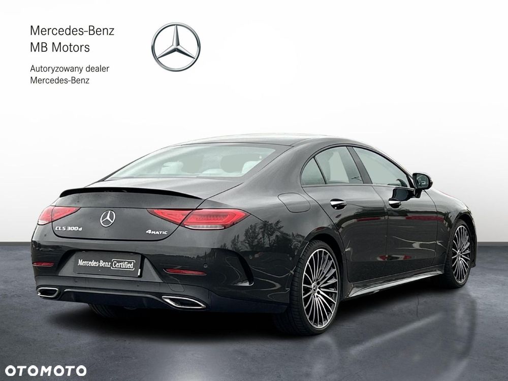 Mercedes-Benz CLS - 6