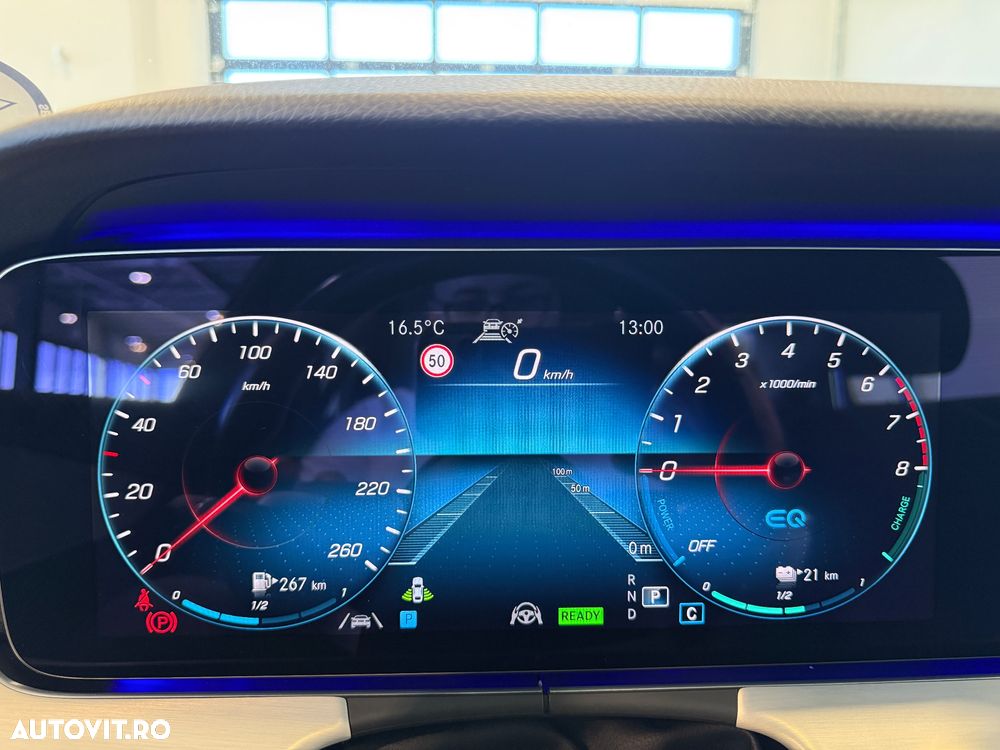 Mercedes-Benz E - 21