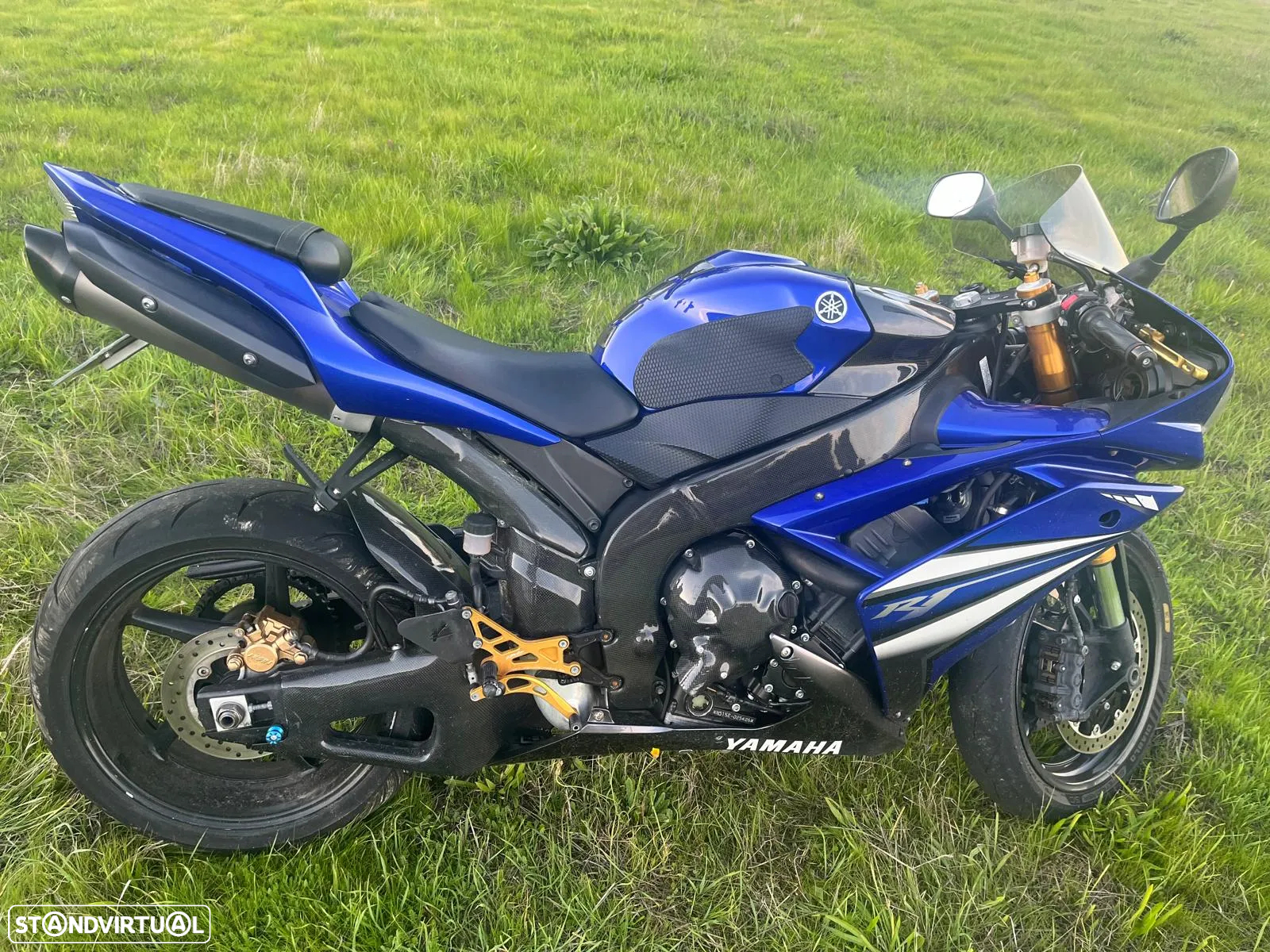 Yamaha YZF R1 - 2
