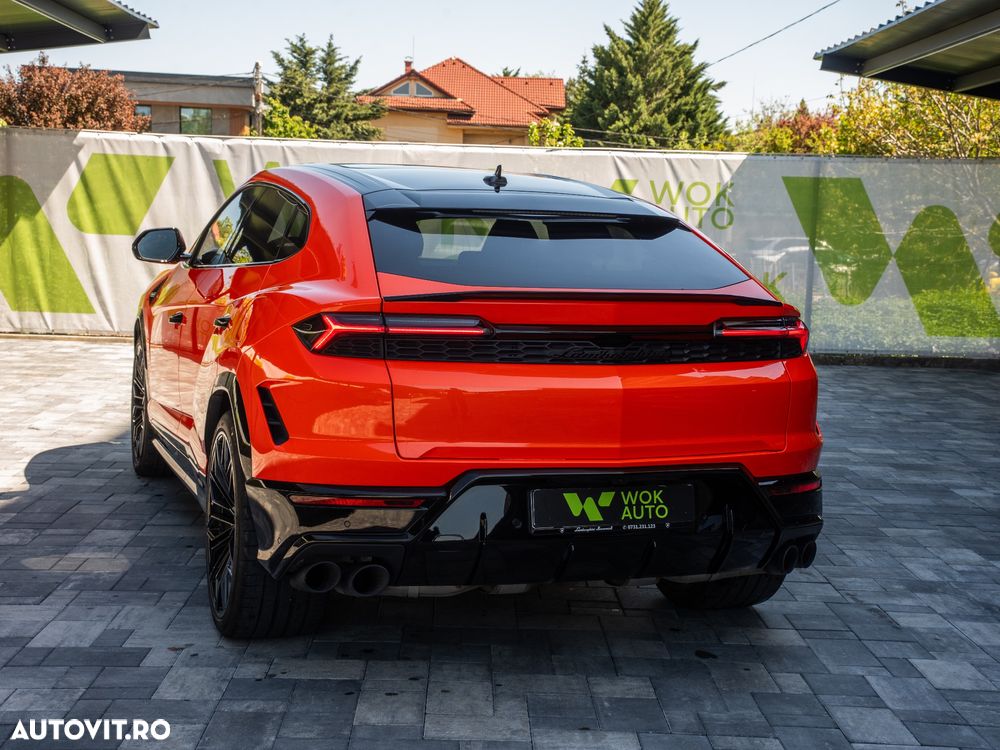 Lamborghini URUS - 9