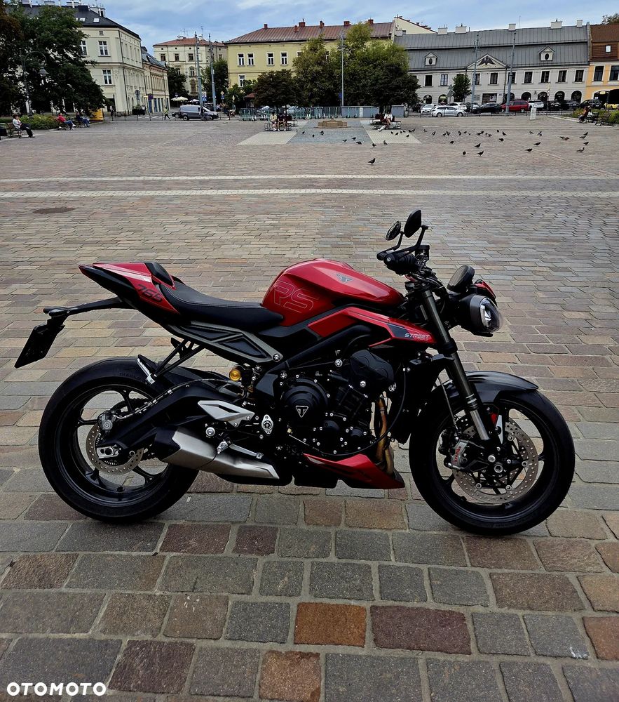 Triumph Street Triple
