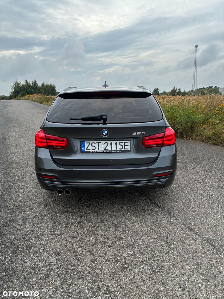 BMW Seria 3 320d Luxury Line - 4