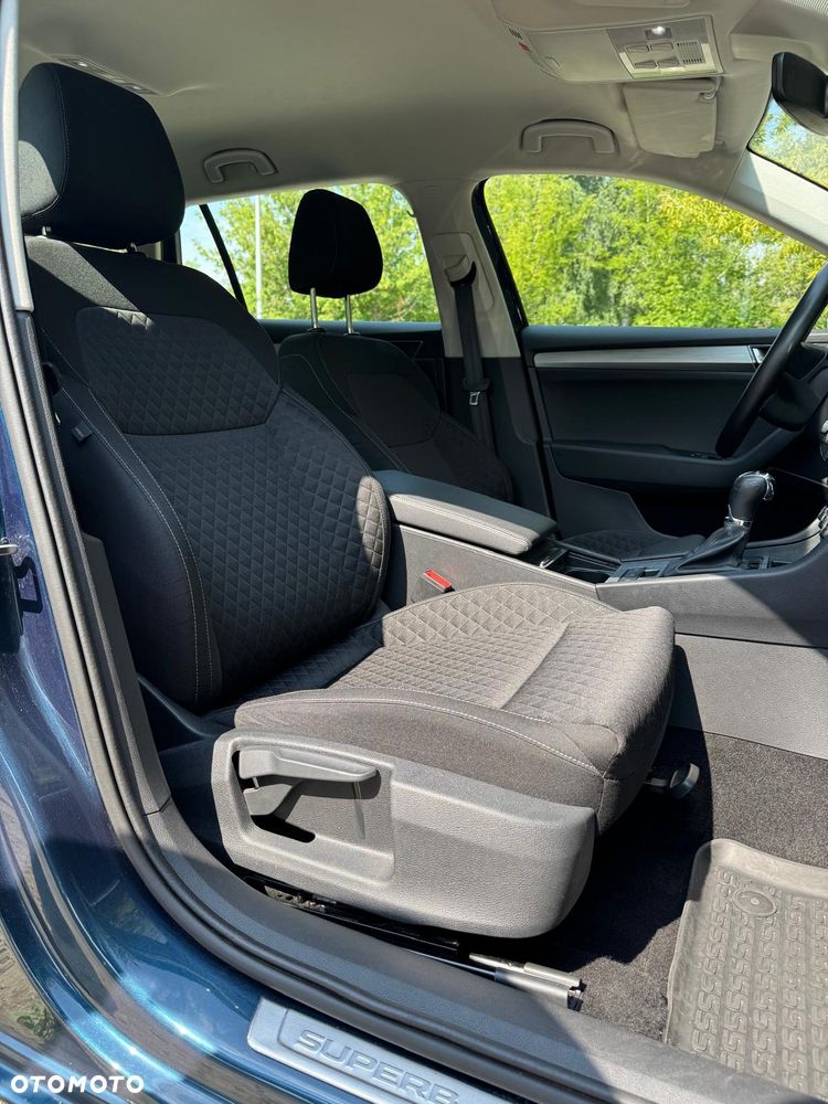 Skoda Superb 2.0 TDI SCR Ambition DSG - 14