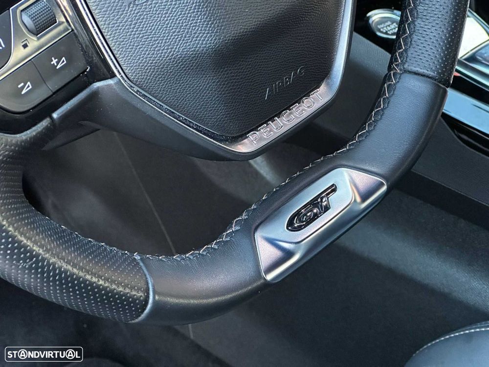 Peugeot 3008 1.6 Hybrid GT Pack e-EAT8 - 16