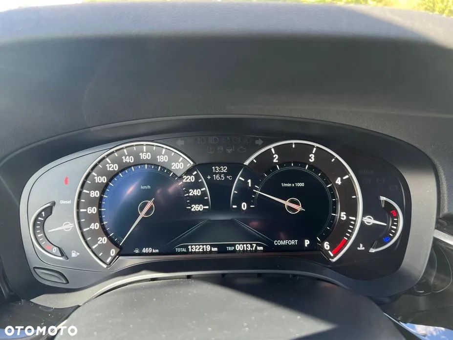 BMW Seria 5 520d Luxury Line - 15