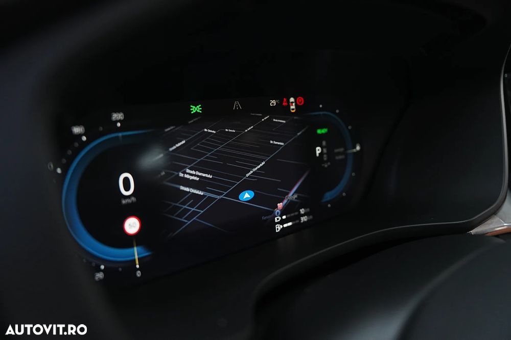 Volvo XC 60 Recharge T6 AWD AT Core - 14