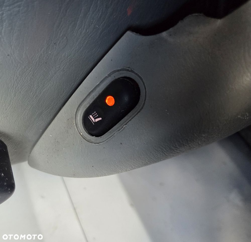 Renault TRAFIC - 6